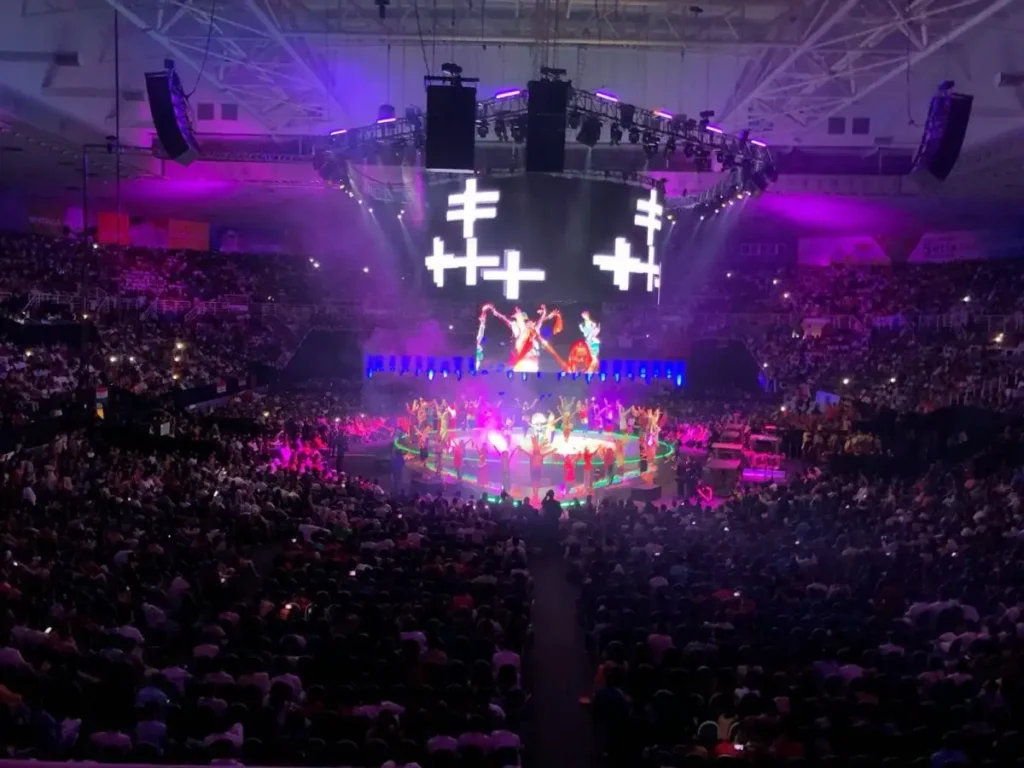 The Incredibly Awe-Inspiring Opening Of V-Malaysia 2018 3 QBUZZ