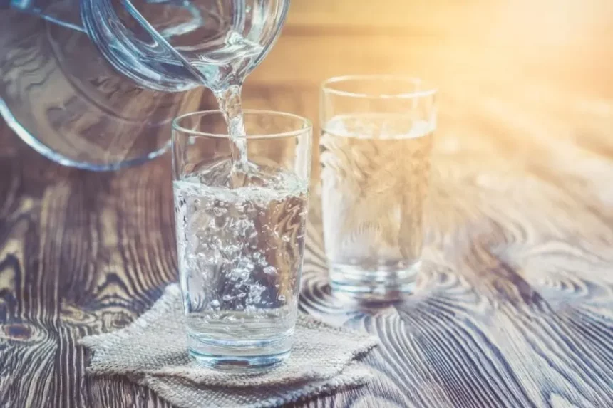 5 Water Benefits from Drinking a Gallon Every Day