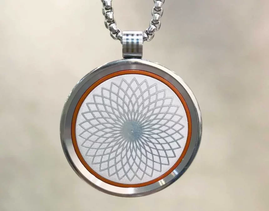 Amezcua Chi Pendant 3 – Jewellery with a Purpose