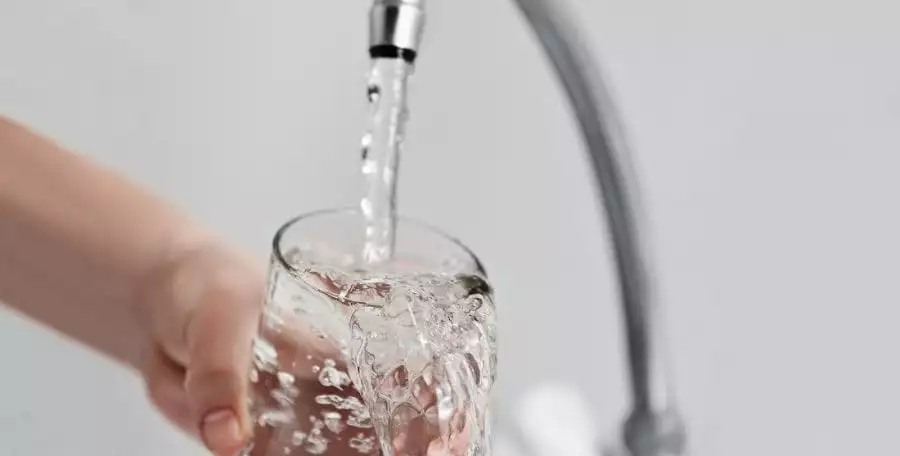 Sip By Sip: Why Clean Water Is Essential For Staying Hydrated 2 qnet-water-webp