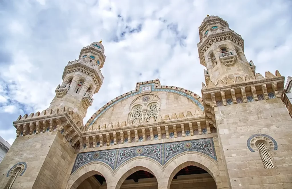 6 Must-Visit Attractions In Algiers, Capital City Of Algeria 7 QBUZZ