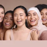 Diverse group of women with radiant and healthy skin, showcasing Physio Radiance Visage+ for glass skin